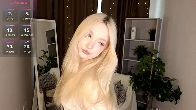 Naughty  Couplles online show from April 22, 3:58 am