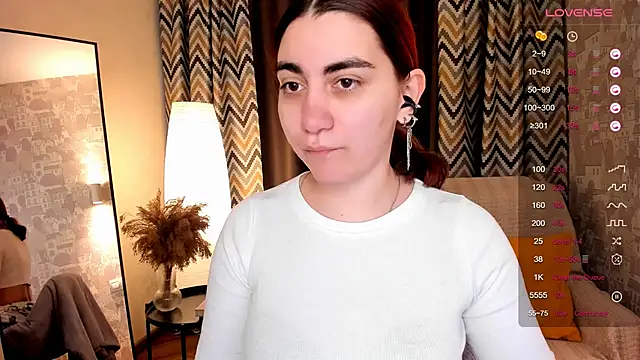 Snapshot of hannacheekss_ chatting on October 9, 2:37 am hannacheekss online show from October 9, 2:37 am