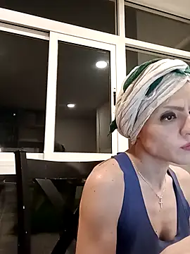 Snapshot of AnetteGoBa chatting on September 18, 6:56 am AnetteGoBa online show from September 18, 6:56 am