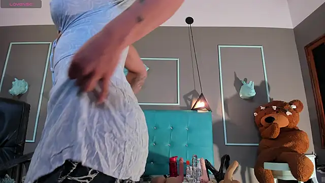 engel devil online show from March 28, 1:43 pm