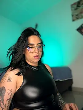 AnnikaMerliahh  online show from October 25, 3:47 am