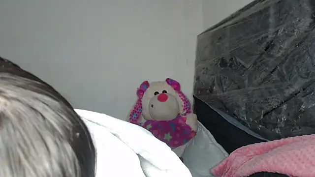 skinny sweet2411 online show from January 11, 12:21 pm