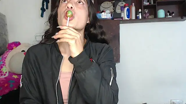 skinny sweet2411 online show from November 15, 4:46 am