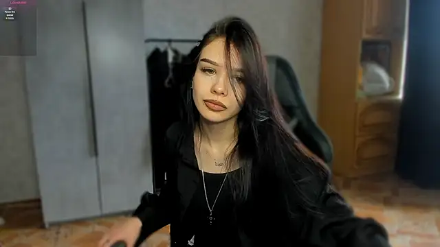 SweetyDeviliya online show from April 27, 6:43 am