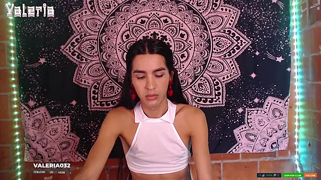 Snapshot of liissa_0 chatting on October 1, 2:33 pm liissa 0 online show from October 1, 2:33 pm
