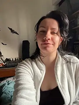 Nina-Chick777 online show from July 17, 9:18 pm