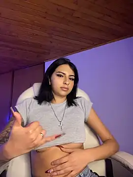 Hilary pinkk online show from April 26, 11:46 pm