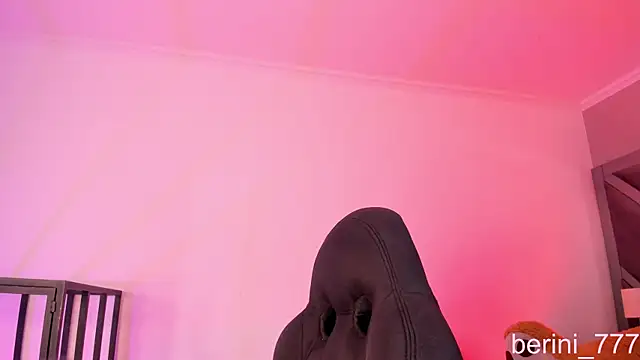 AmberiniHoffman online show from April 23, 11:39 am