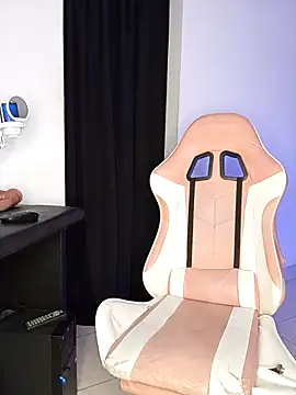 Ashly Blonde online show from November 11, 11:02 pm