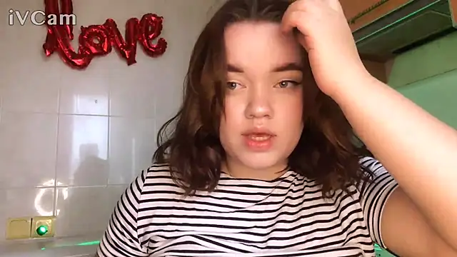 foxyyMoon online show from April 26, 3:37 am