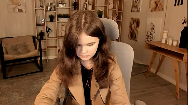 Snapshot of Elainebeness chatting on September 23, 7:45 pm Elainebeness online show from September 23, 7:45 pm