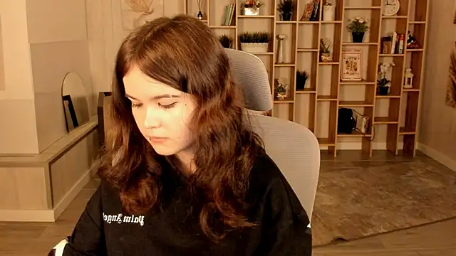Snapshot of Elainebeness chatting on September 17, 7:34 pm Elainebeness online show from September 17, 7:34 pm