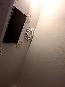 lacoquine timide online show from March 19, 12:31 pm