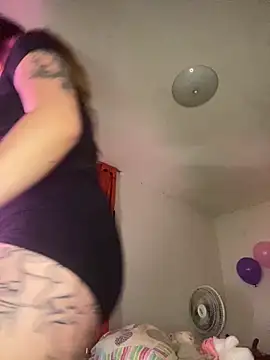 Miss oliviaa online show from March 16, 12:57 am