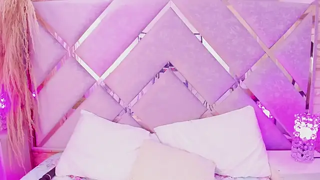 emaa lambert online show from April 27, 3:36 am