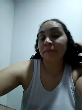 MirandaSoto online show from April 5, 5:39 am