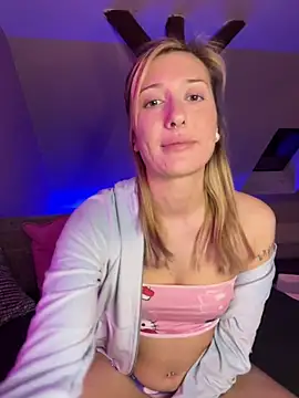 SonjaPrivat69  online show from March 24, 11:21 pm