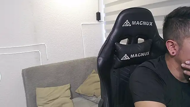 team dinamite69 online show from April 23, 1:13 pm