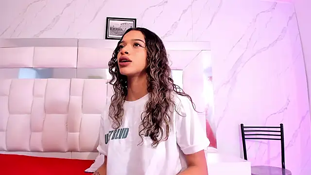 BritneyCollins online show from September 27, 11:50 am