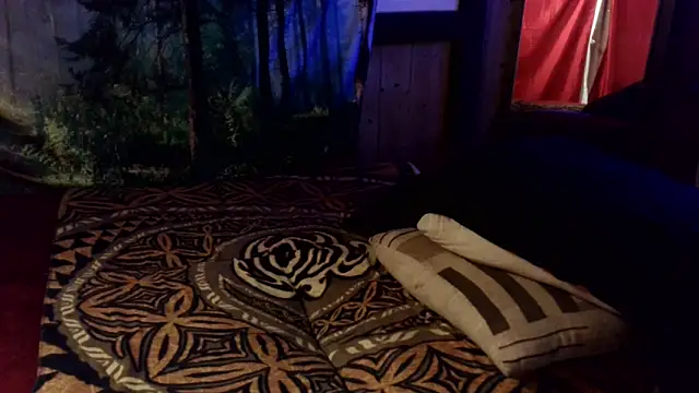 mizziijai online show from February 4, 6:49 am