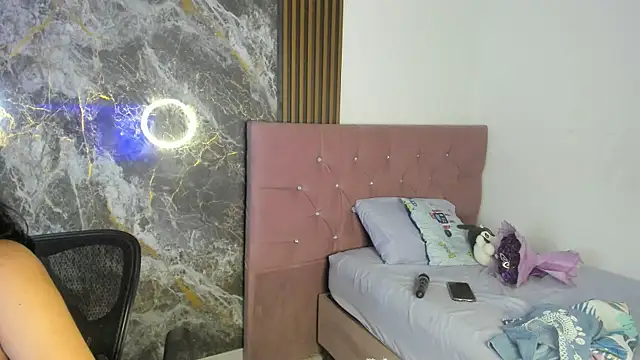 nicol jone1 online show from April 27, 12:41 am