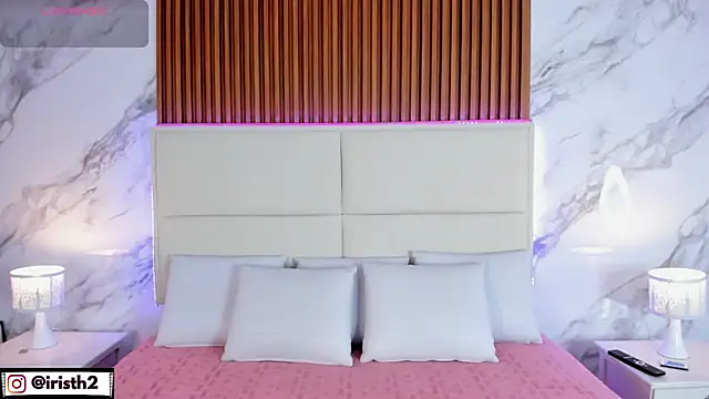 Iris Thompson  online show from April 26, 4:32 am