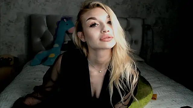 Ella Milla online show from April 19, 5:24 pm