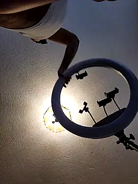 Drippincaty online show from April 25, 9:34 am