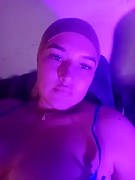 Celeste camila18 online show from April 26, 11:46 pm