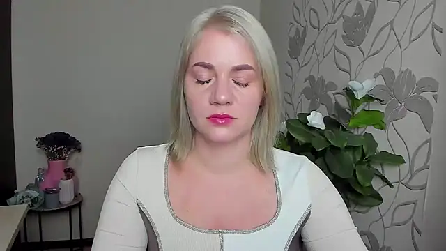 MariaSttone online show from November 10, 10:27 pm