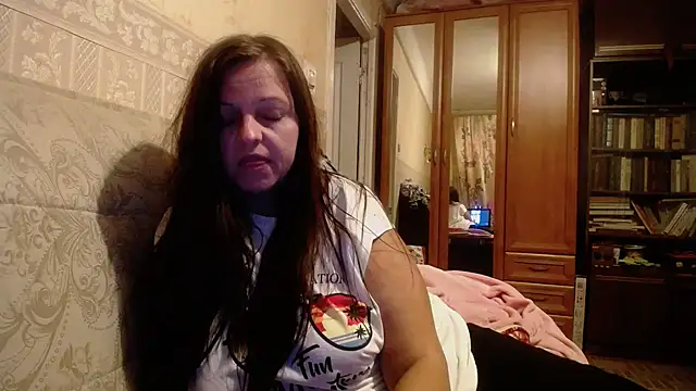 Snapshot of CatMelissa chatting on October 1, 9:42 pm CatMelissa online show from October 1, 9:42 pm