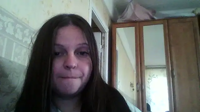 Snapshot of CatMelissa chatting on October 20, 10:40 am CatMelissa online show from October 20, 10:40 am