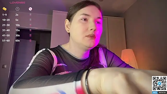 Maria Bowie online show from February 13, 7:21 am