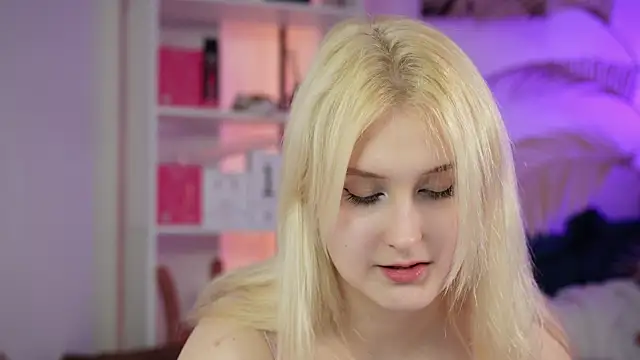 tiffannyjons online show from July 28, 5:35 pm
