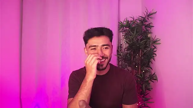 dam0n fr0st online show from April 28, 2:27 am