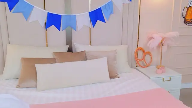 MarybethSnow online show from September 25, 5:11 pm