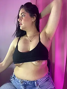 kimberlyhills1 online show from February 21, 9:48 pm