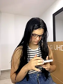 kimberlyhills1 online show from November 13, 9:58 pm