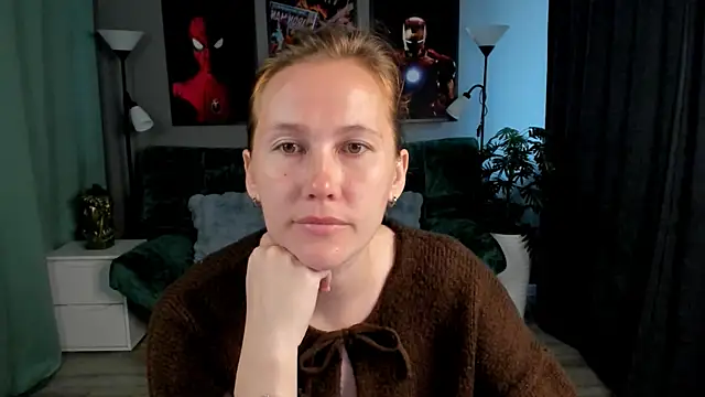 MichelleOrtis online show from April 23, 3:47 am