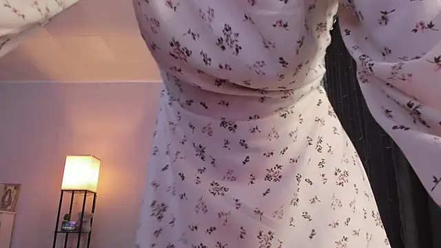 ReddHotPipper online show from April 23, 4:09 am