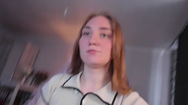 ReddHotPipper online show from April 25, 3:53 am