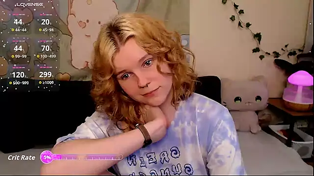 Moona xx online show from April 24, 11:07 pm