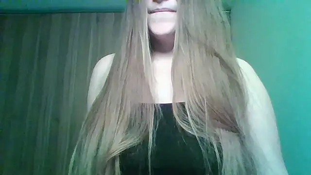 Evasapples online show from April 29, 11:21 pm