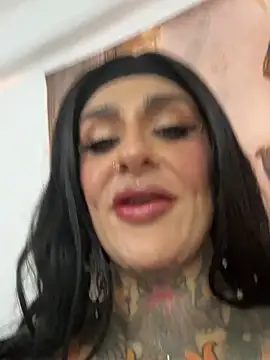 remyflux666 online show from March 8, 2:04 am