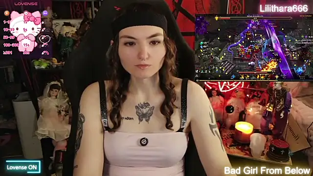 BrandiWRLD 999 online show from April 20, 6:11 pm