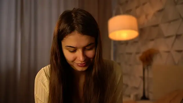 elisa moon online show from February 14, 9:44 am