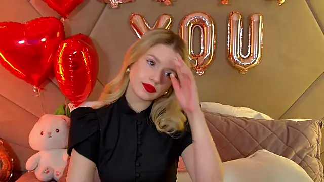 MilanaBalmain online show from February 14, 5:09 am