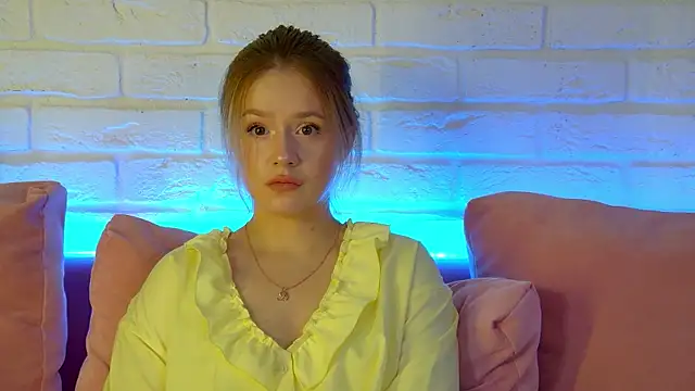 MilanaBalmain online show from April 26, 4:21 am