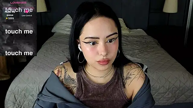 baby  kim online show from December 3, 6:05 am