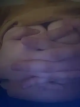 assiaakhl online show from April 2, 11:51 am